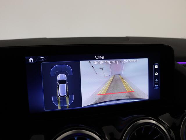 Mercedes-Benz GLA-KLASSE 180 Star Edition AMG Line | Nightpakket | Dodehoekassistent | Parkeerpakket met achteruitrijcamera | Spiegelpakket | USB-pakket plus | EASY PACK achterklep | Keyless-Go comfortpakket |