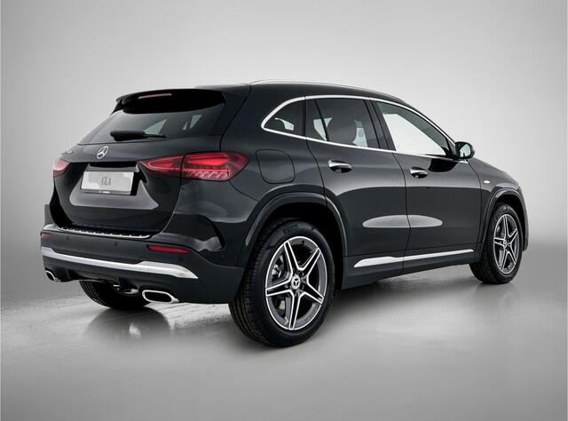 Mercedes-Benz GLA-KLASSE 250 e Business Solution AMG | Trekhaak | Parkeerpakket met 360°-camera | Dodehoekassistent | Keyless-Go comfortpakket | URBAN GUARD voertuigbescherming plus | EASY PACK achterklep | Spiegelpakket |