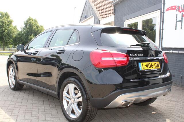 Mercedes-Benz GLA-KLASSE 180 Ambition sport Navi+ Climate Cruise Xenon LED Automaat! Nw.staati