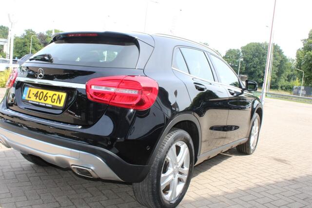 Mercedes-Benz GLA-KLASSE 180 Ambition sport Navi+ Climate Cruise Xenon LED Automaat! Nw.staati
