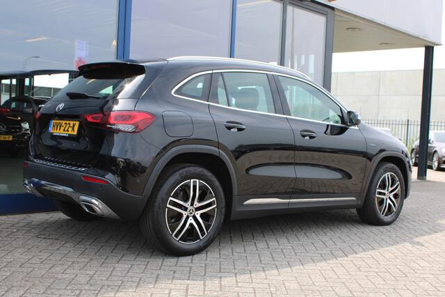 Mercedes-Benz GLA-KLASSE 250e AUT8 Progressive CAMERA NAVI DAB 18''