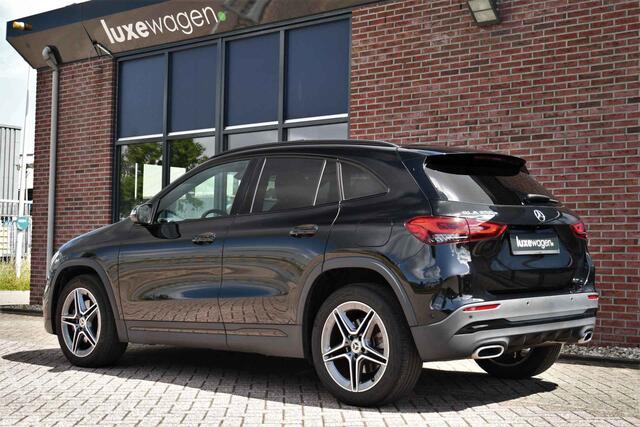 Mercedes-Benz GLA-KLASSE 250 e AMG Pano Night Camera