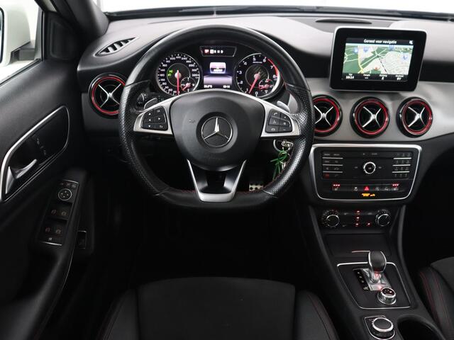 Mercedes-Benz GLA-KLASSE AMG 45 4MATIC | Panoramadak | Stoelverwarming | Xenon | Leder/Alcantara | Park Assist | Navigatie | 19'' lichtmetalen velgen | Cruise control | Bluetooth