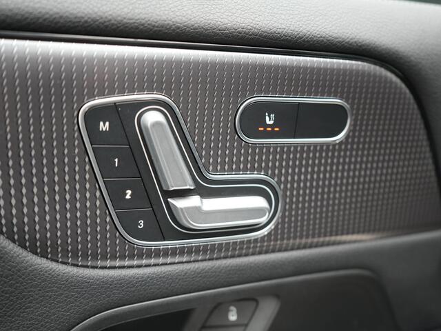 Mercedes-Benz GLA-KLASSE 250 e Style Plug In Hybrid 218pk Dealer O.H PHEV | Trekhaak Afn. | Widescreen Navi | Sportstoelen Memory | Apple Carplay | BLIS | Camera | 19"L.M |