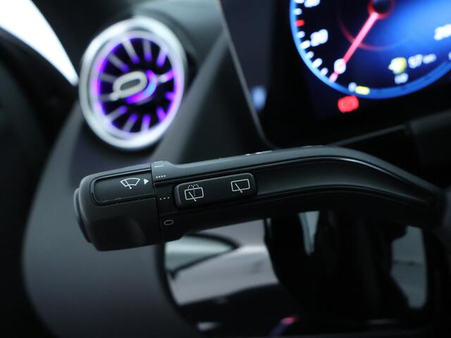 Mercedes-Benz GLA-KLASSE 250 e AMG Plug-In Hybride Panoramadak | Elect bed. voorstoelen met menory | Camera achter parking support | 5 spaakslichtmetalen velgen | Inclusief 24 maanden MB Certified garantie voor Europa.
