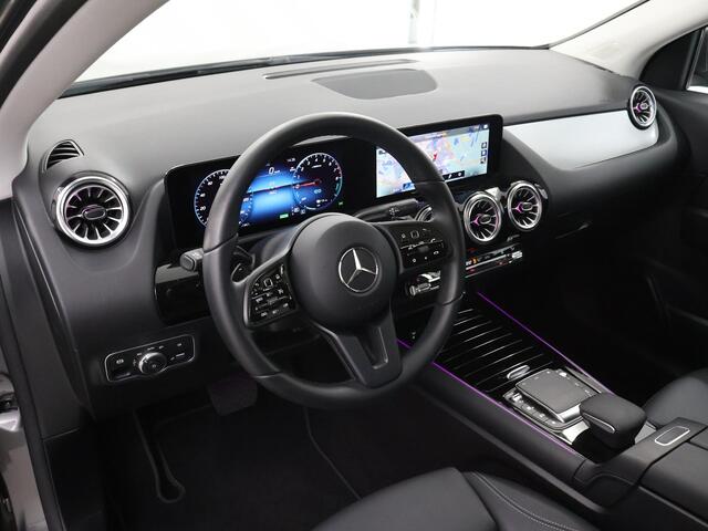Mercedes-Benz GLA-KLASSE 250 e Luxury Line | Panoramadak | Getint glas | Apple Carplay |