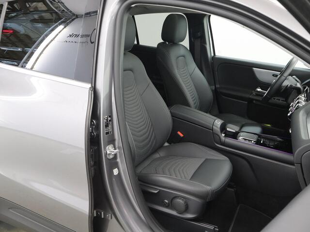 Mercedes-Benz GLA-KLASSE 250 e Luxury Line | Panoramadak | Getint glas | Apple Carplay |