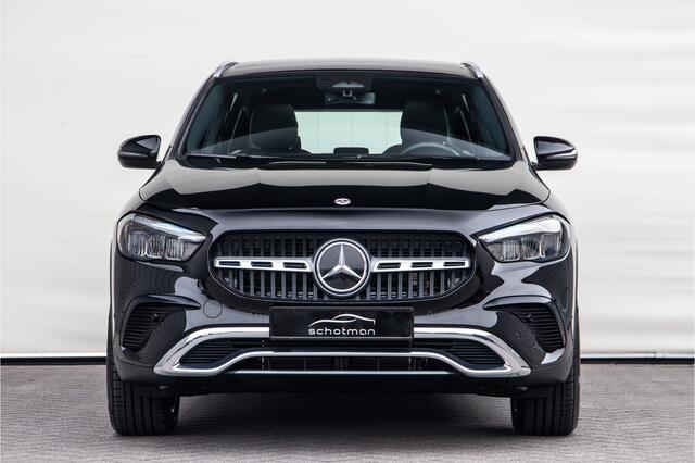 Mercedes-Benz GLA-KLASSE 250 e Luxury Line, Panorama, Key-Less, Hybrid 2024