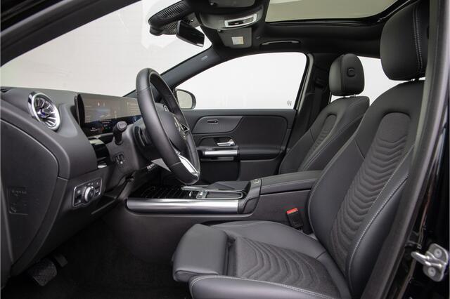 Mercedes-Benz GLA-KLASSE 250 e Luxury Line, Panorama, Key-Less, Hybrid 2024