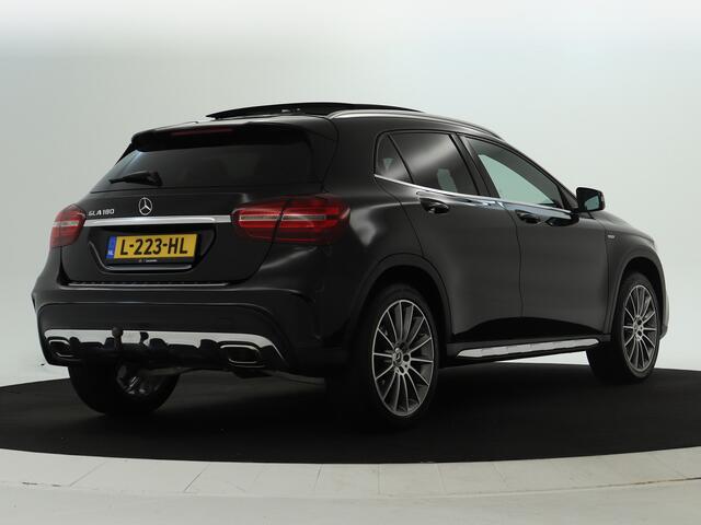 Mercedes-Benz GLA-KLASSE 180 Business Solution AMG Line | Panoramadak | Cruise Control | Stoelverwarming | Trekhaak