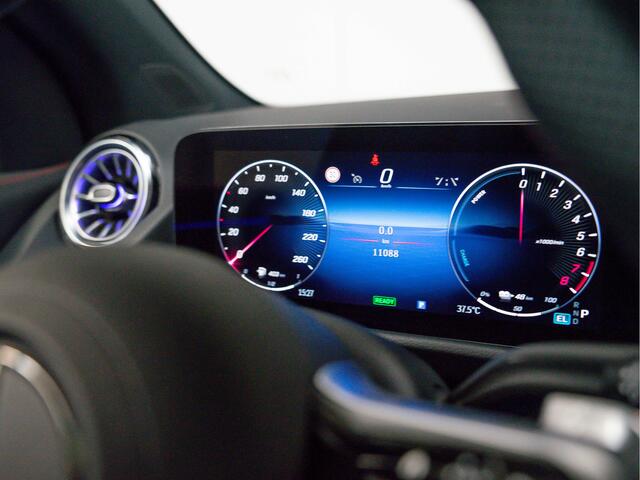 Mercedes-Benz GLA-KLASSE GLA 250 e AMG Line | Pano | Keyless