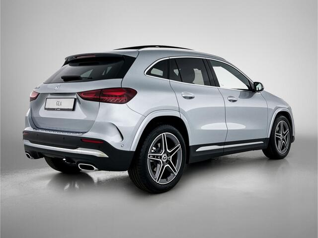 Mercedes-Benz GLA-KLASSE 180 Business Solution AMG | Trekhaak | GUARD 360 ° Vehicle protection Plus | Advanced Sound System | MULTIBEAM LED |