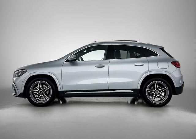 Mercedes-Benz GLA-KLASSE 180 Business Solution AMG | Trekhaak | GUARD 360 ° Vehicle protection Plus | Advanced Sound System | MULTIBEAM LED |