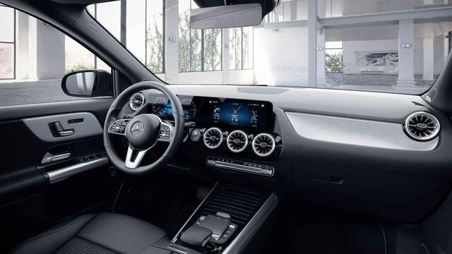Mercedes-Benz GLA-KLASSE 250 e Business Solution AMG Limited | Rij assistentiepakket | Panoramadak |