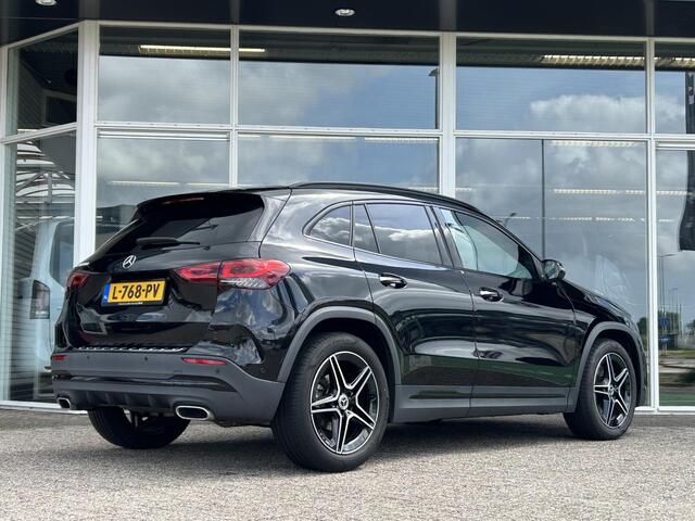 Mercedes-Benz GLA-KLASSE 180 AMG | Panoramadak | Sfeerverlichting