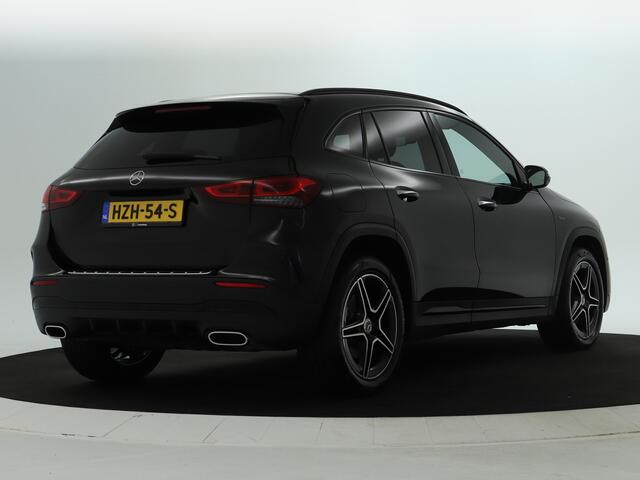 Mercedes-Benz GLA-KLASSE 250 e AMG Plug-in Hybride AMG line | Night Pakket | Memory Voorstoelen | Sfeerverlichting | Dodehoek Assist. Inclusief 24 maanden MB Certified garantie voor Europa.