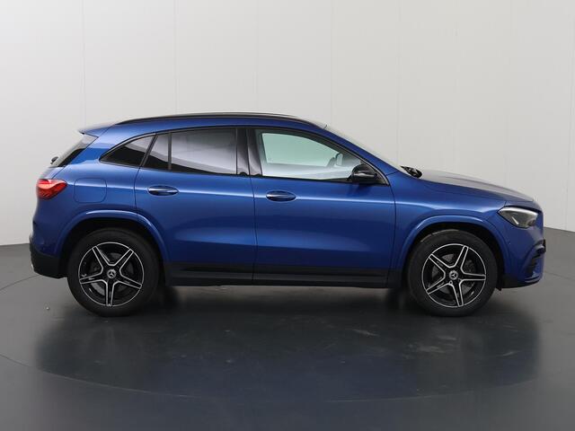 Mercedes-Benz GLA-KLASSE 250 e Star Edition | AMG | Night | Keyless | Sfeerverlichting | Stoelverwarming |