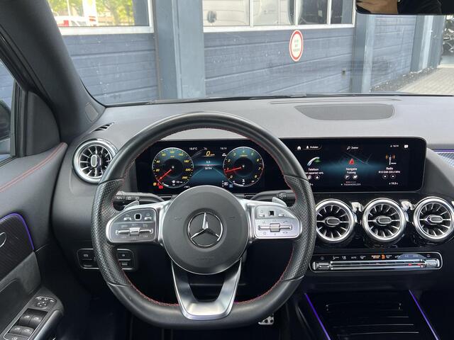 Mercedes-Benz GLA-KLASSE 180 AMG Line