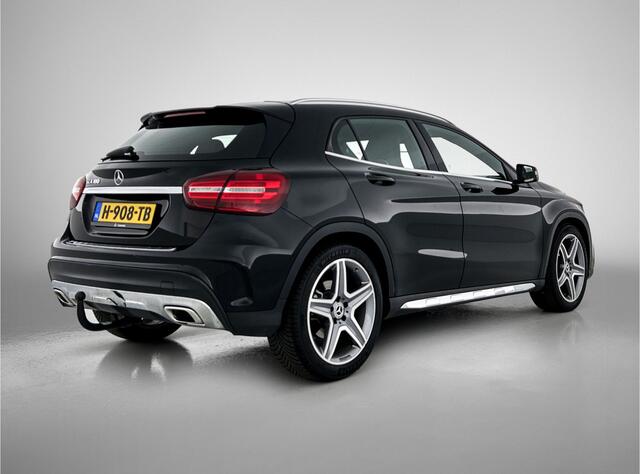 Mercedes-Benz GLA-KLASSE 180 Business Solution AMG Night Upgrade | 5 spaaks lichtmetalen velgen | Navigatie | Trekhaak | Parking support |