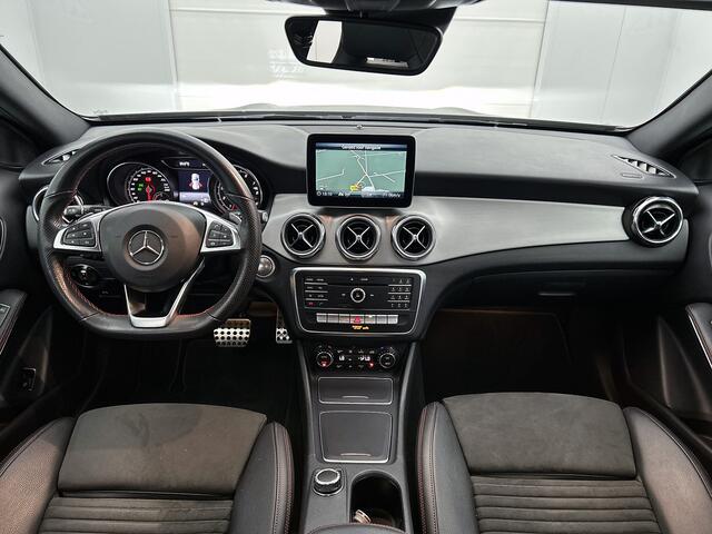 Mercedes-Benz GLA-KLASSE 180 Business Solution AMG Night Upgrade | 5 spaaks lichtmetalen velgen | Navigatie | Trekhaak | Parking support |