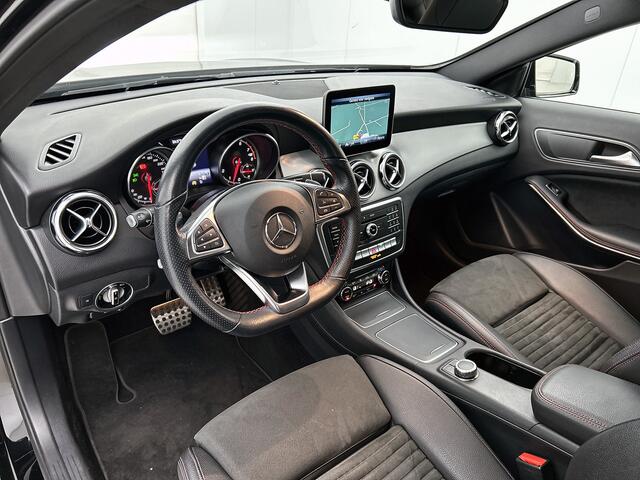Mercedes-Benz GLA-KLASSE 180 Business Solution AMG Night Upgrade | 5 spaaks lichtmetalen velgen | Navigatie | Trekhaak | Parking support |