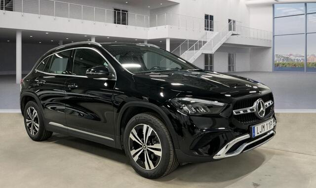 Mercedes-Benz GLA-KLASSE 250 e Business Line Stoelverwarming/Zomer+winter velgen/Camera/Navi groot.