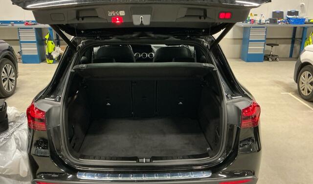 Mercedes-Benz GLA-KLASSE 250 e Business Line Stoelverwarming/Zomer+winter velgen/Camera/Navi groot.