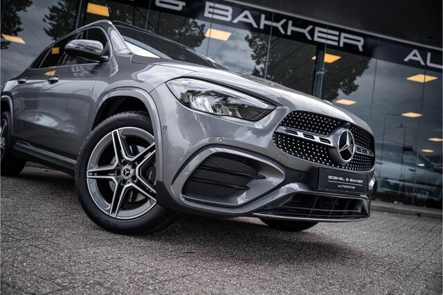 Mercedes-Benz GLA-KLASSE 250 e Star Edition AMG Line ** Panodak ** Keyless ** Camera ** Carplay