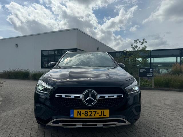 Mercedes-Benz GLA-KLASSE 200 d AMG CAMERA/LEER 2020