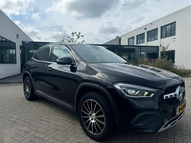 Mercedes-Benz GLA-KLASSE 200 d AMG CAMERA/LEER 2020