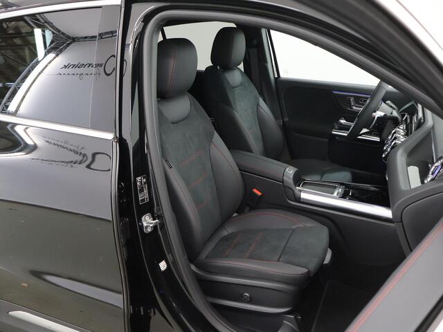 Mercedes-Benz GLA-KLASSE 250e Business Solution AMG | Panoramaschuifdak | Premium Plus | 360°-camera | Augmented Reality Navigation | Stoelverwarming | Head-up display | Dodehoekassistent |