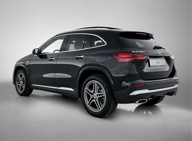 Mercedes-Benz GLA-KLASSE 250 e Business Solution AMG | Premium Plus Pakket | Trekhaak | GUARD 360 ° Vehicle protection Plus | Panoramaschuifdak | Head-up display | Voorstoelen met Memory |