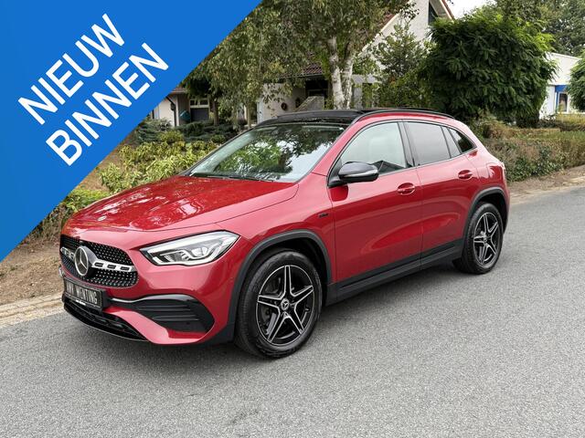 Mercedes-Benz GLA-KLASSE 250e AMG 218PK PanooTrekhaak