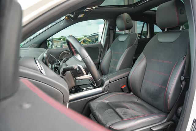 Mercedes-Benz GLA-KLASSE 200 AMG Line Panodak Ambient Stoelverw. Camera Cruise