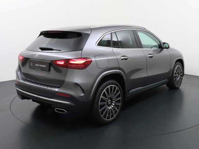 Mercedes-Benz GLA-KLASSE 250 e AMG Line | Multibeam Keyless Sfeer
