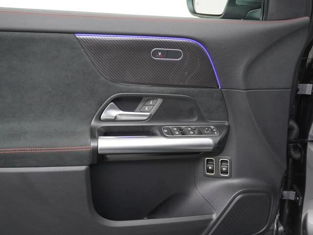 Mercedes-Benz GLA-KLASSE 250 e AMG Line | Multibeam Keyless Sfeer