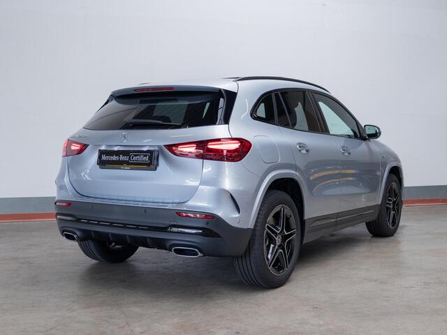 Mercedes-Benz GLA-KLASSE 250 e Business Solution AMG Premium PLUS | Panorama dak