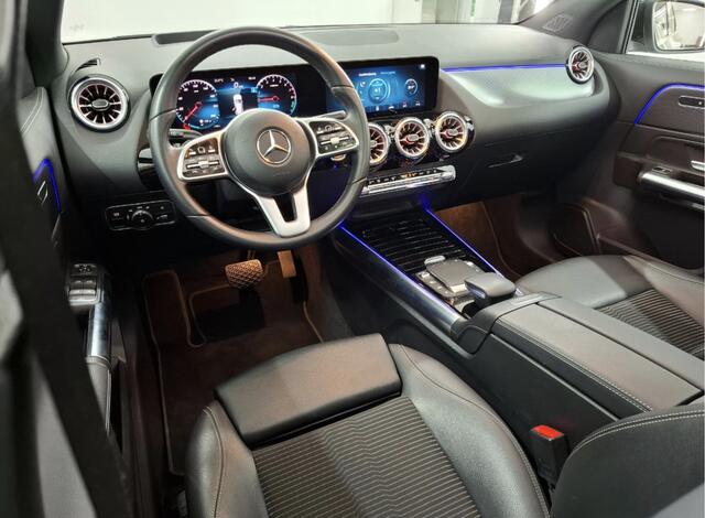 Mercedes-Benz GLA-KLASSE 250 e Business Line Panoramadak / Sfeerverlichting / HUD