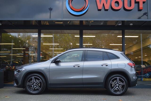 Mercedes-Benz GLA-KLASSE 250 e AMG Led Panorama Leder Memory Camera 360 Night Pdc