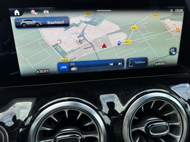 Mercedes-Benz GLA-KLASSE 250 e AMG Line Pano-Dak | Distronic | Elekt. Klep | Keyless | Camera | Stoelverw