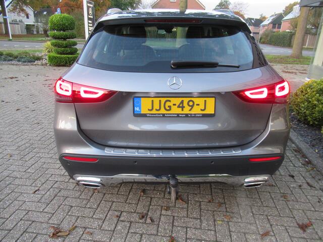 Mercedes-Benz GLA-KLASSE 200 Urban/Trekhaak/Widescreen