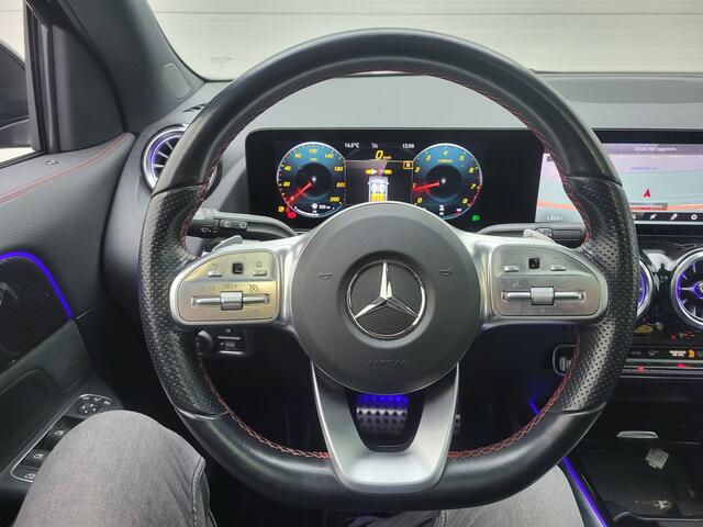 Mercedes-Benz GLA-KLASSE 180 Business Solution AMG | Panoramadak | Led | Clima |*