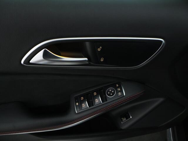 Mercedes-Benz GLA-KLASSE 180 Business Solution AMG | Achteruitrijcamera | Navigatie | Stoelverwarming | Klimaatregeling | Inclusief 24 maanden MB Certified garantie voor Europa.