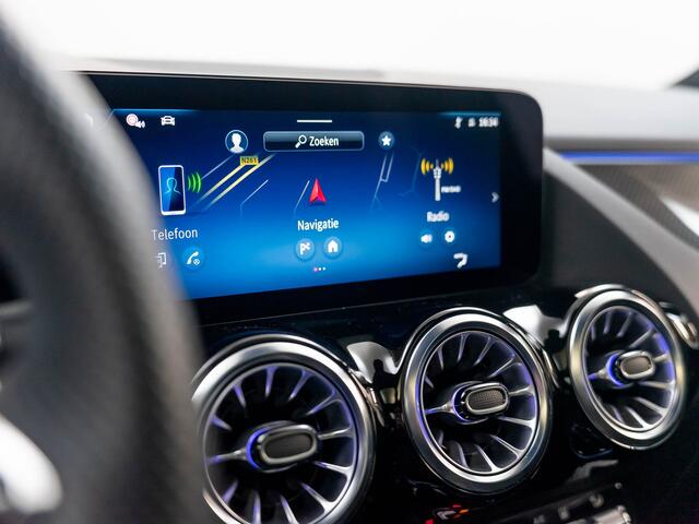 Mercedes-Benz GLA-KLASSE GLA 250 e AMG Line | Pano | Camera | Keyless Go