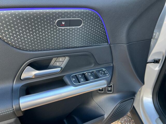 Mercedes-Benz GLA-KLASSE GLA 250e Pano dak, Distronic, Key-less go