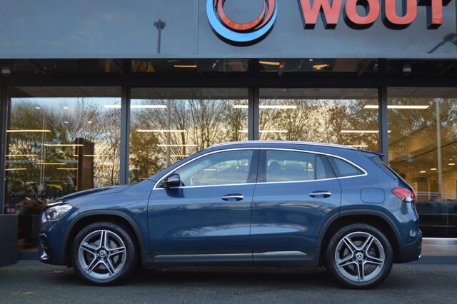 Mercedes-Benz GLA-KLASSE 250 e AMG Led Panorama Distronic Widescreen Sfeer Camera Pdc