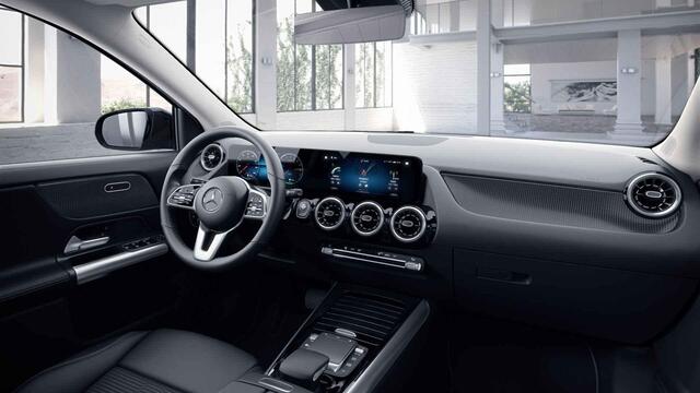 Mercedes-Benz GLA-KLASSE 250 e Luxury Line | Trekhaak | Stoelverwarming |