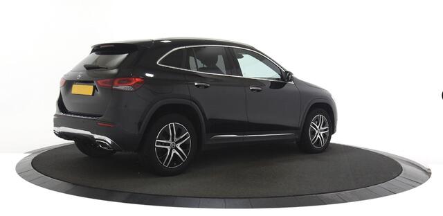 Mercedes-Benz GLA-KLASSE 250 e Business Line Stoelverwarming / Camera / Cruise