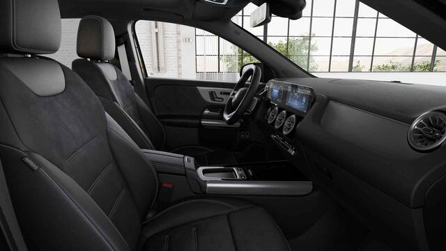 Mercedes-Benz GLA-KLASSE 250 e Business Solution AMG | Panoramadak | Trekhaak | Night pakket | Memory |