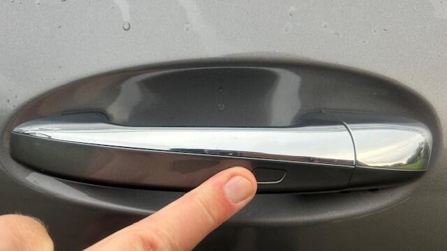 Mercedes-Benz GLA-KLASSE 200 AMG LINE NAVIGATIE WIDESCREEN, APPLE CARPLAY, DAB RADIO, STANDKACHEL, SFEERVERLICHTING, KEYLESS GO, ADAPTIVE CRUISE CONTROL, DODEHOEK ASSIST, SPOOR ASSIST, PARKEERHULP V/A, ACHTERUITRIJCAMERA, ELEC. ACHTERKLEP, ELEC. WEGKLAPBARE TREKHAAK, LED LICHT, 1